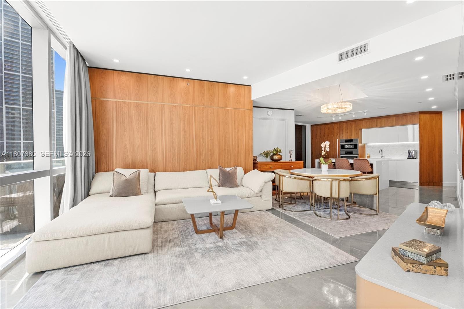 Paramount Miami Worldcenter Unit 1409 condo for sale at 851 NE 1st Ave # 1409, Miami FL 33132