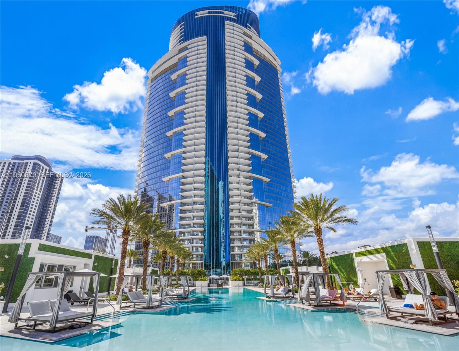 Paramount Miami Worldcenter Unit 204 condo for sale at 851 NE 1st Ave # 204, Miami FL 33132
