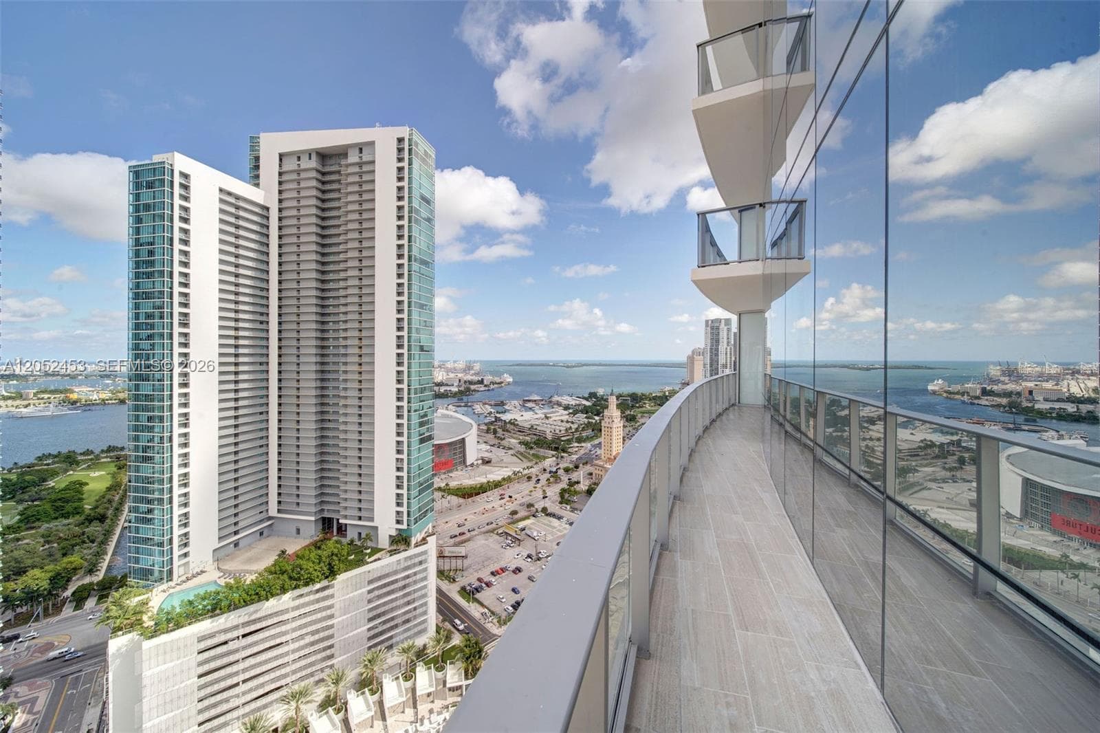 Paramount Miami Worldcenter Unit 3003 condo rented at 851 NE 1st Avenue # 3003, Miami FL 33132