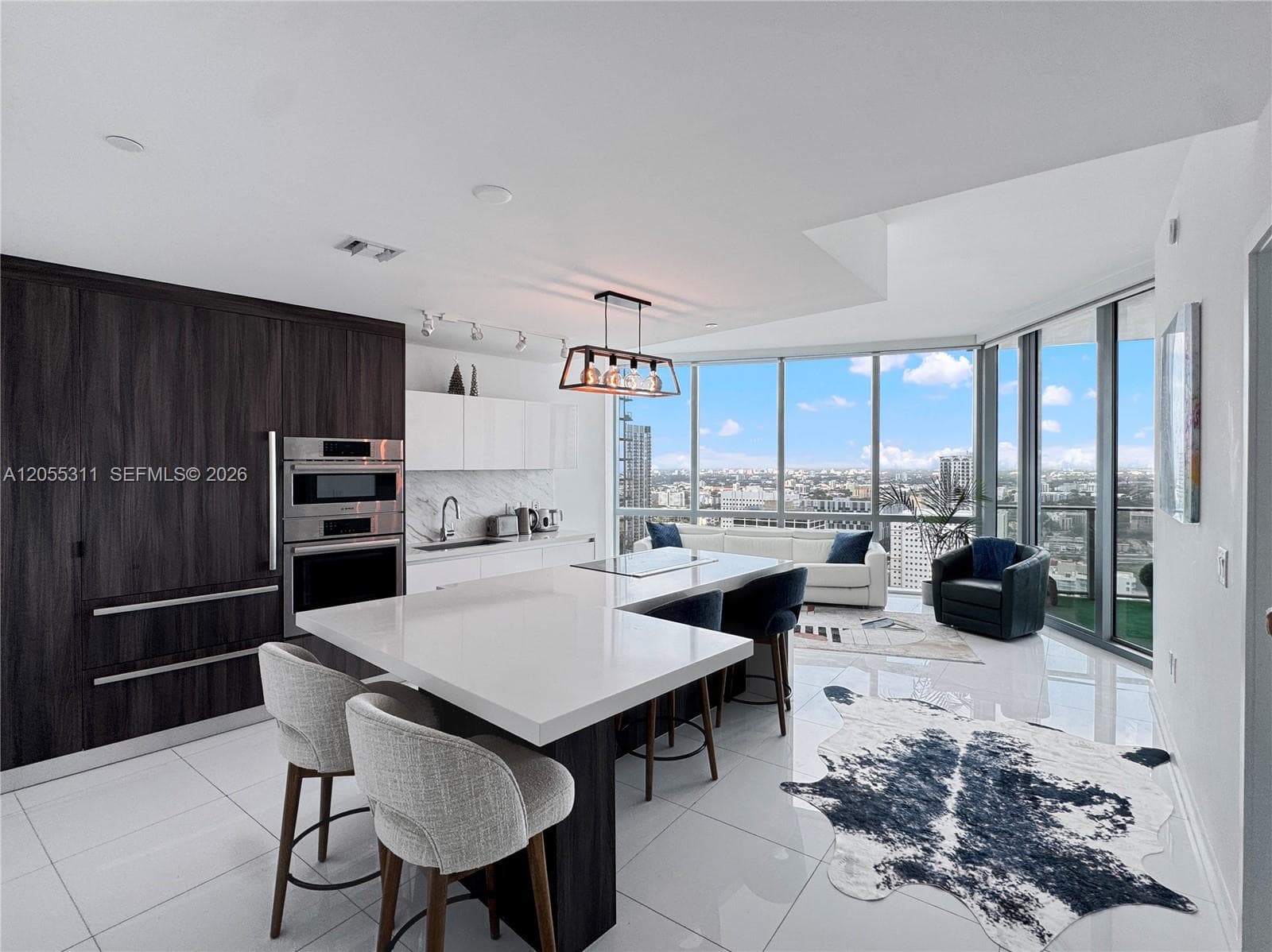Paramount Miami Worldcenter Unit 3210 condo rented at 851 NE 1st Ave # 3210, Miami FL 33132