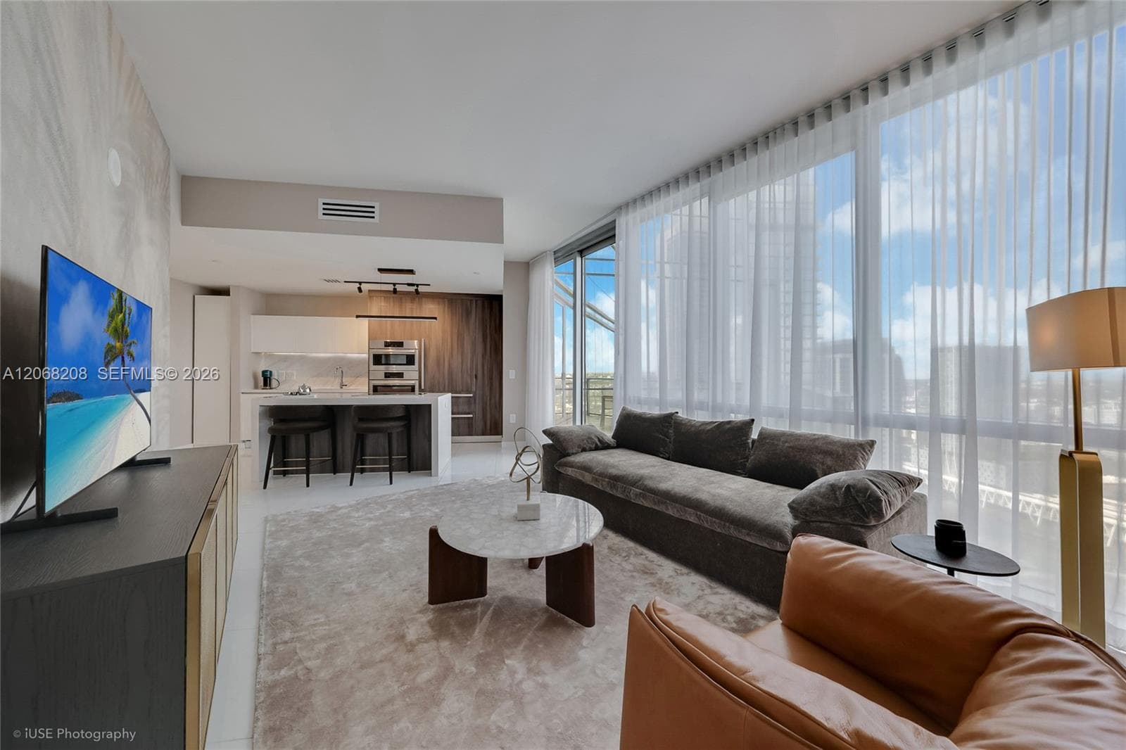 Paramount Miami Worldcenter Unit 3402 condo for rent at 851 NE 1st Ave # 3402, Miami, FL 33132