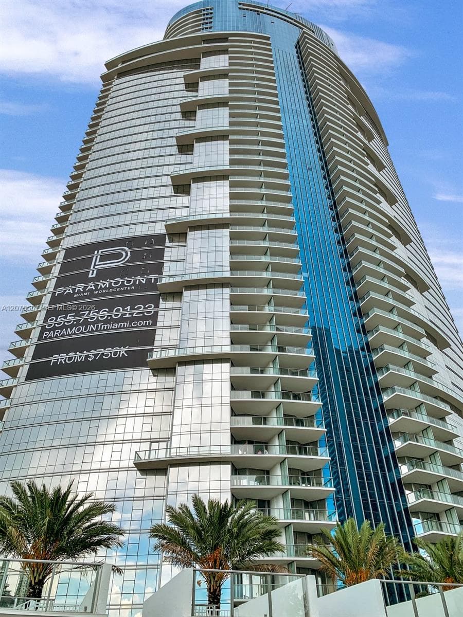 Paramount Miami Worldcenter Unit 2107 condo for rent at 851 NE 1st Ave # 2107, Miami, FL 33132