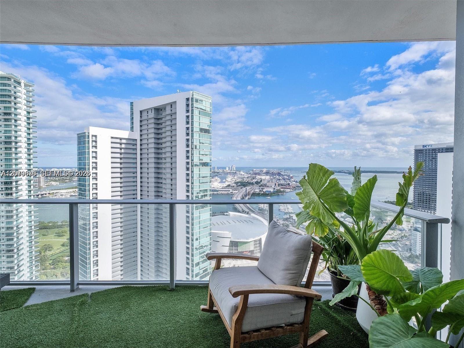 Paramount Miami Worldcenter Unit 4109 condo for rent at 851 NE 1st Ave # 4109, Miami, FL 33132