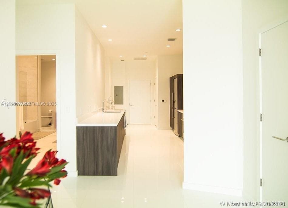 Paramount Miami Worldcenter Unit 510 condo for sale at 851 NE 1st Ave # 510, Miami, FL 33132