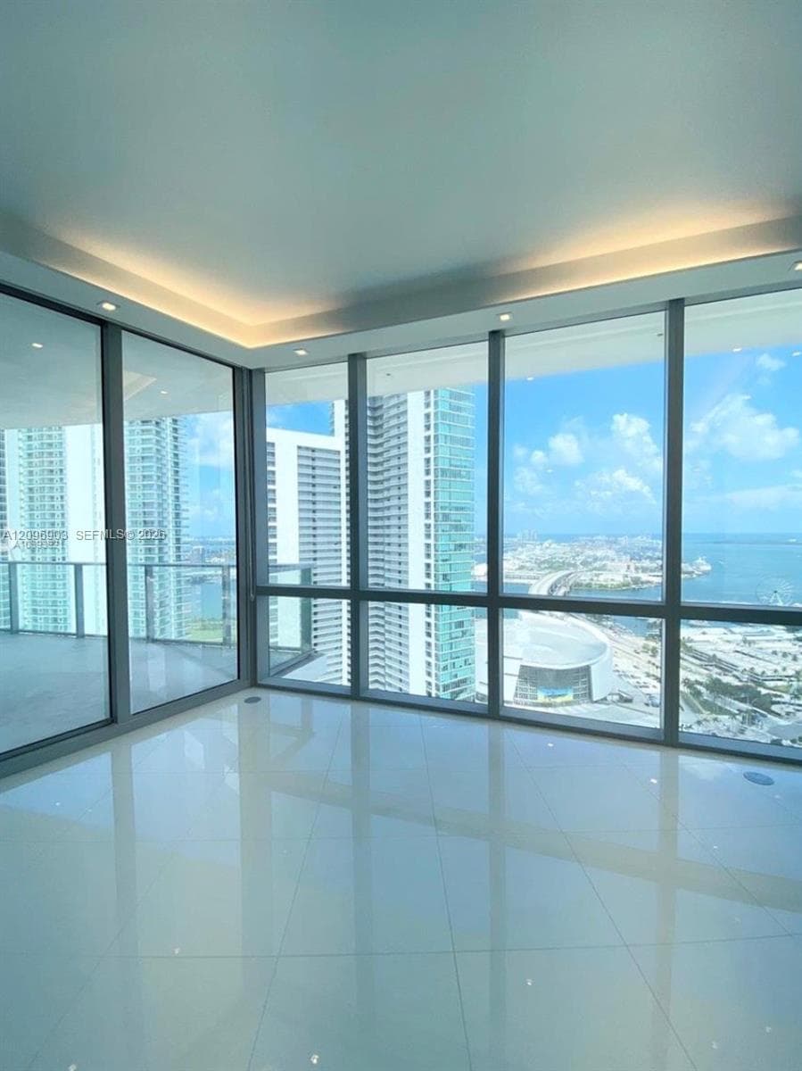 Paramount Miami Worldcenter Unit 3609 condo for rent at 851 NE 1st Ave # 3609, Miami, FL 33132